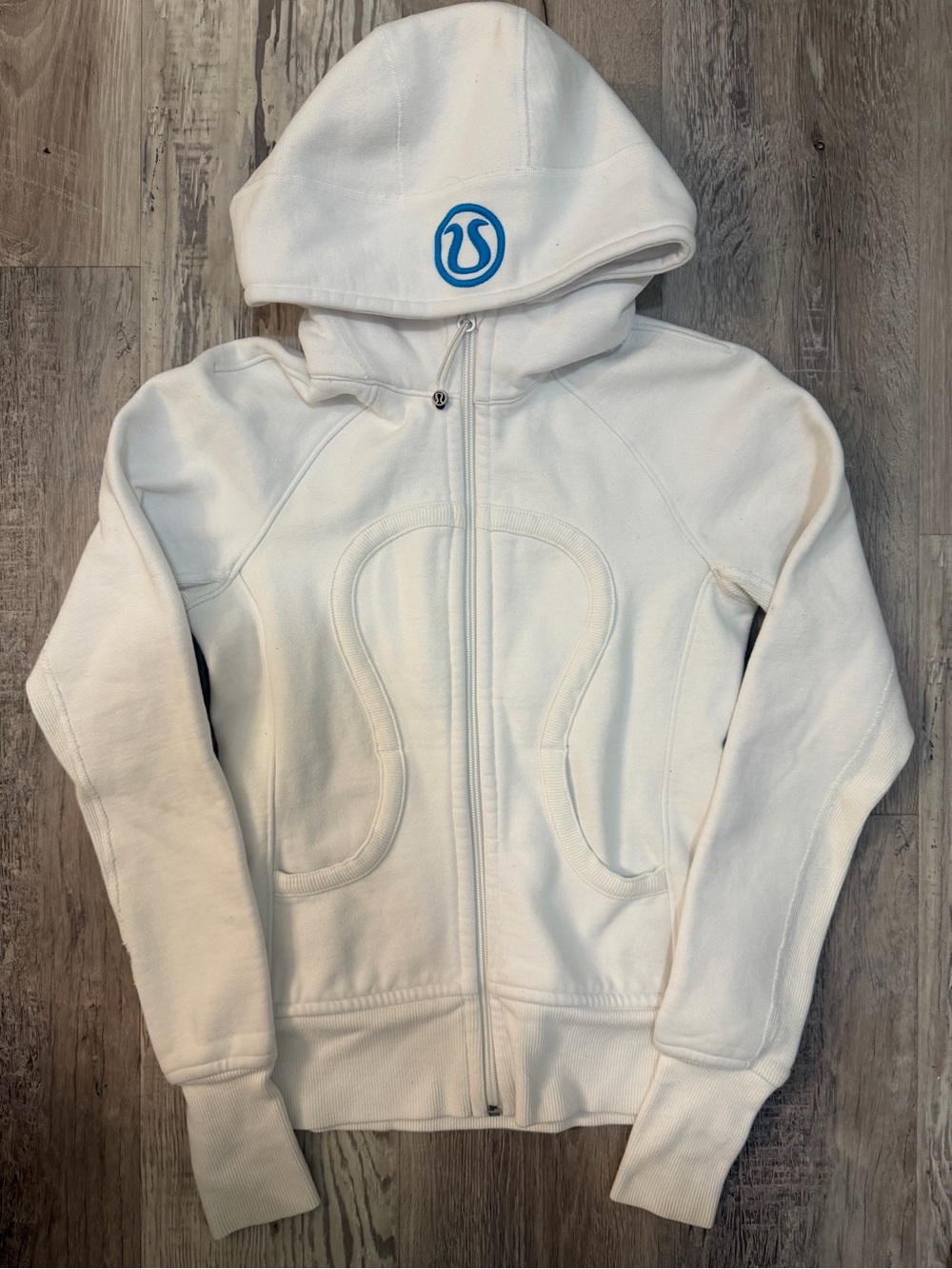 Lululemon Scuba Hootie